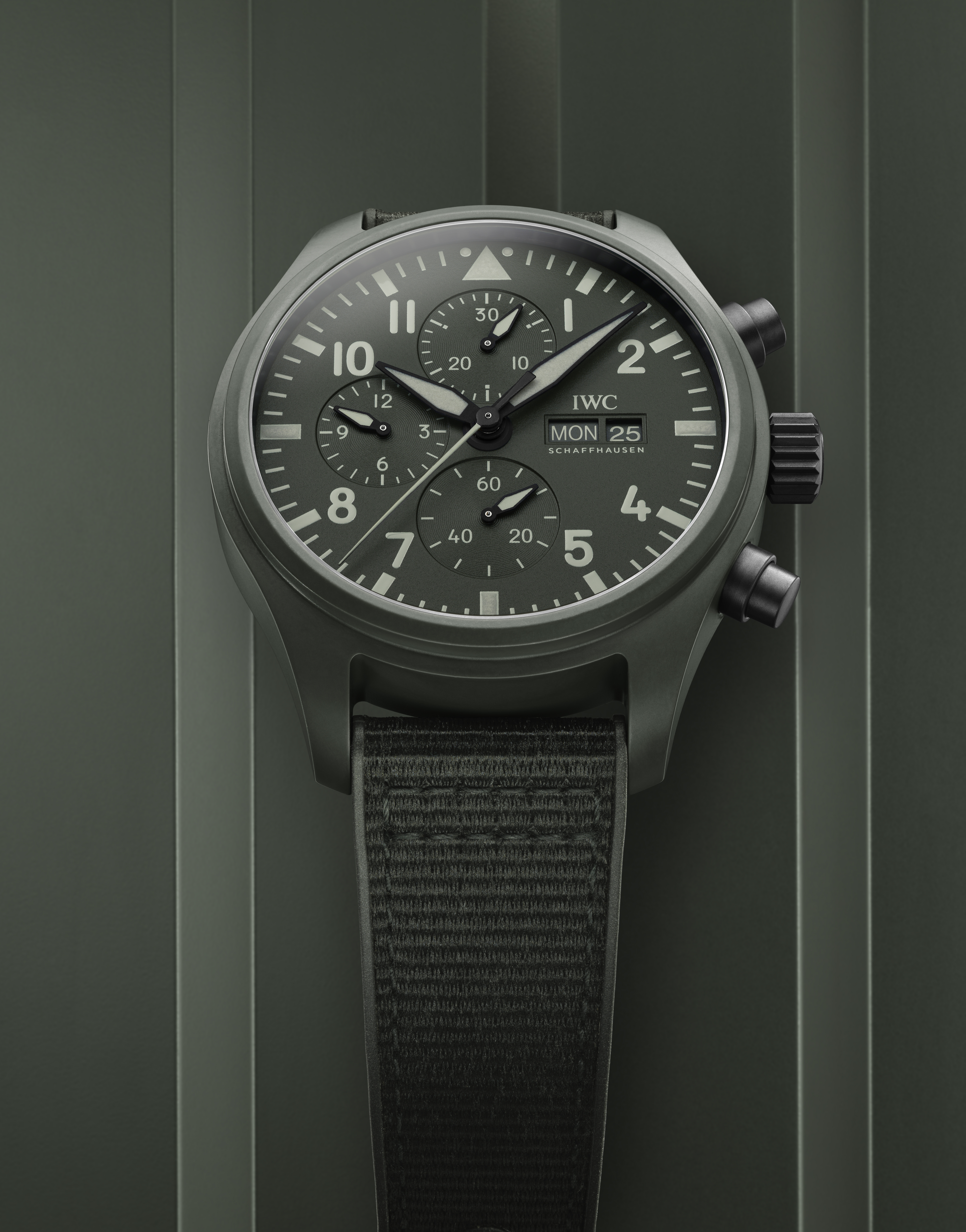 IWC Reloj de Aviador Cronógrafo TOP GUN Edición “Woodland” 