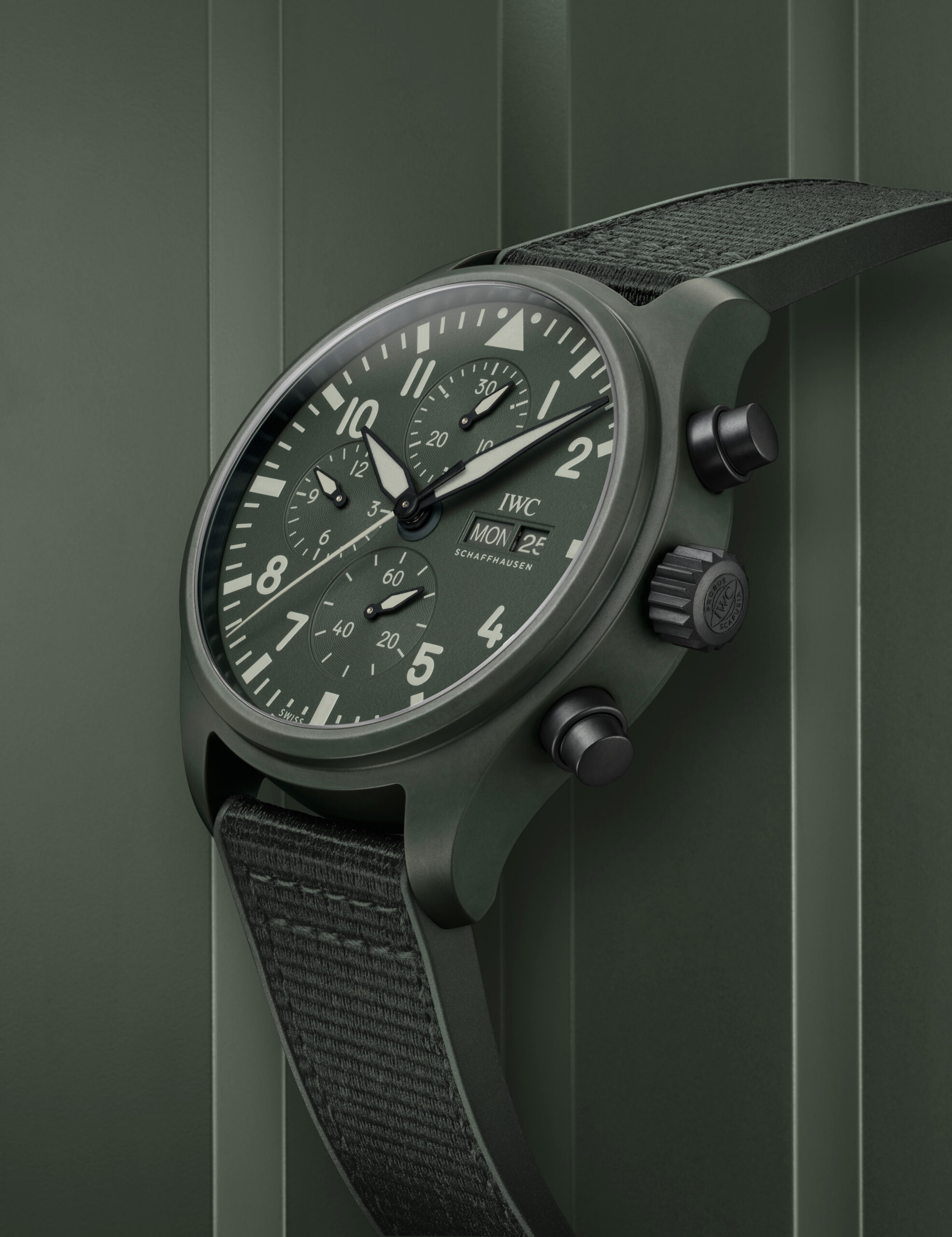 IWC Reloj de Aviador Cronógrafo TOP GUN Edición “Woodland”