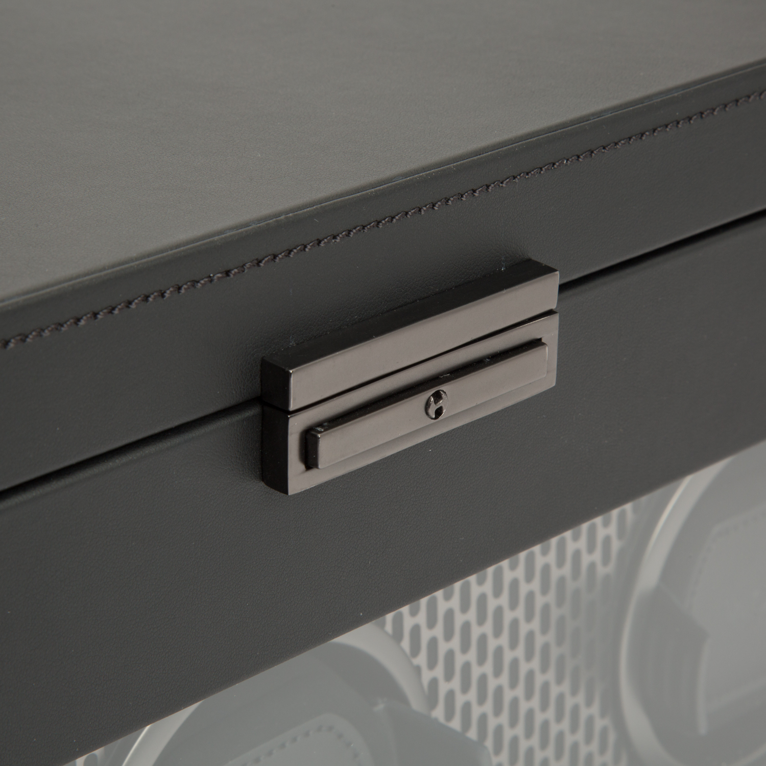 Triple cargador de relojes Axis con compartimento - Imagen 3